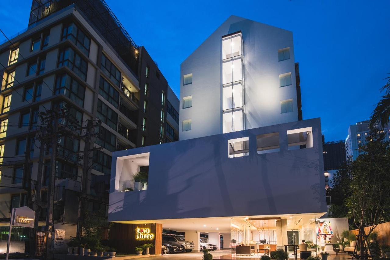 Twothree A Homely Hotel - Sha Extra Plus Bangkok Esterno foto