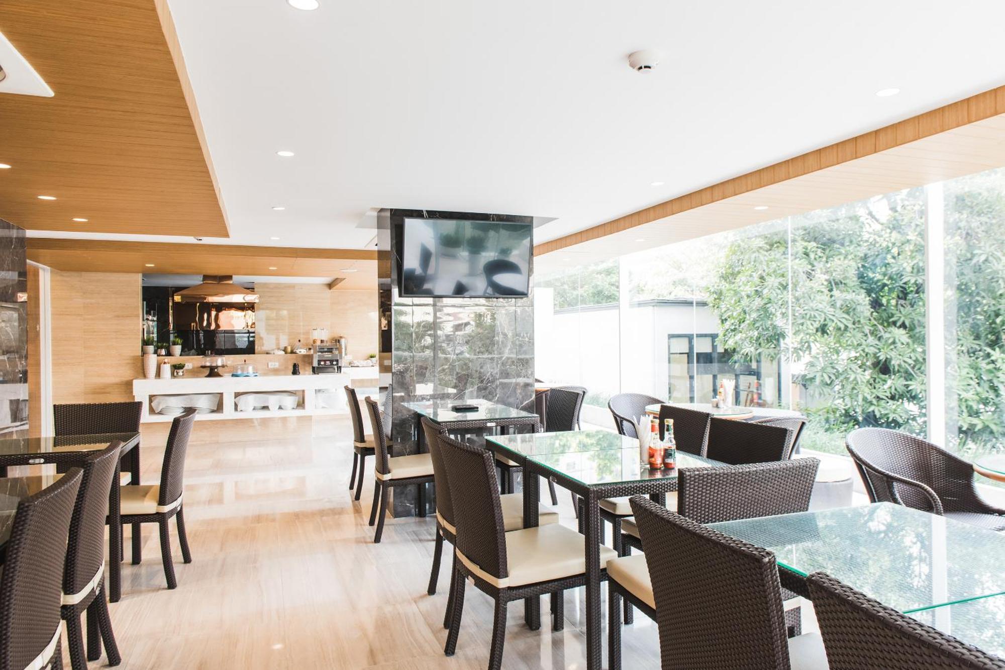 Twothree A Homely Hotel - Sha Extra Plus Bangkok Esterno foto