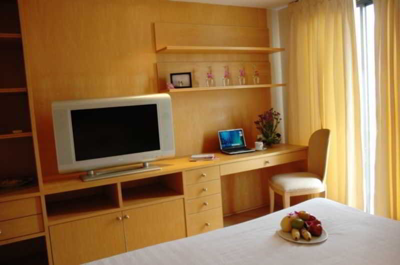 Twothree A Homely Hotel - Sha Extra Plus Bangkok Esterno foto