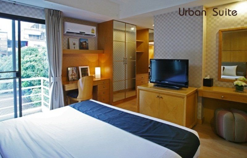 Twothree A Homely Hotel - Sha Extra Plus Bangkok Esterno foto