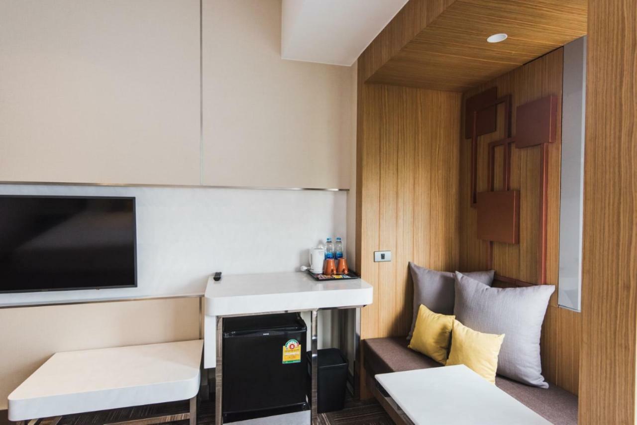 Twothree A Homely Hotel - Sha Extra Plus Bangkok Esterno foto