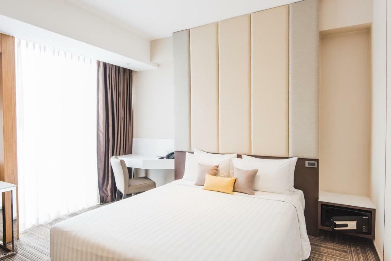 Twothree A Homely Hotel - Sha Extra Plus Bangkok Esterno foto