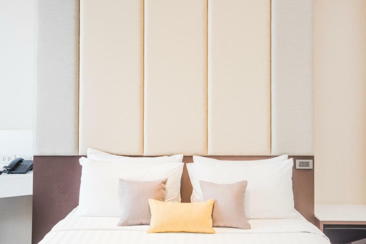 Twothree A Homely Hotel - Sha Extra Plus Bangkok Esterno foto