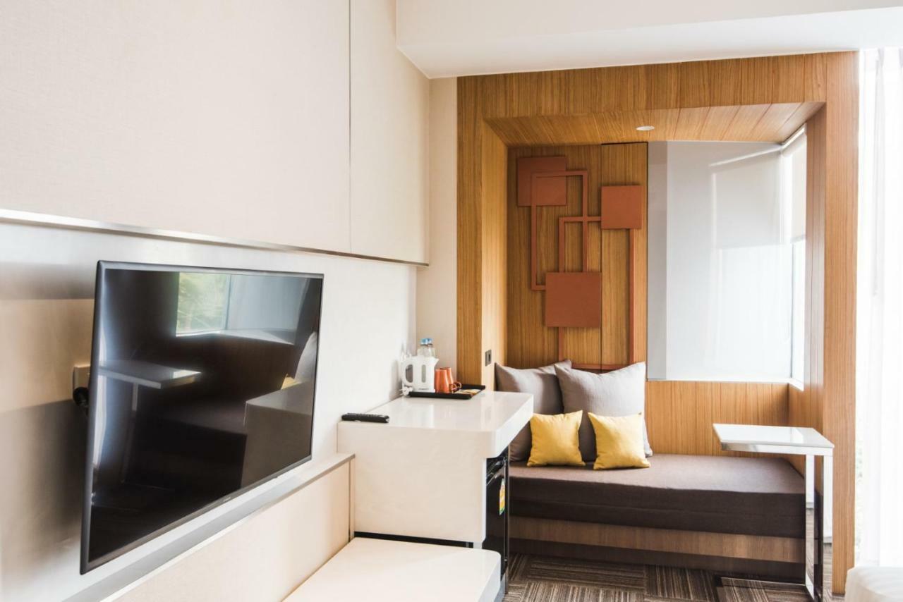 Twothree A Homely Hotel - Sha Extra Plus Bangkok Esterno foto